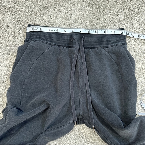 SOLD | Lululemon Women’s Scuba Jogger Pants Pull On Drawstrings Activewear Black - Picture 11 of 15